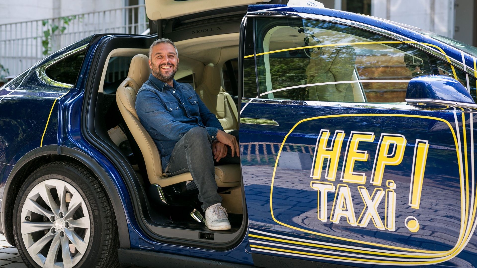 Hep taxi Benoît Delépine Auvio