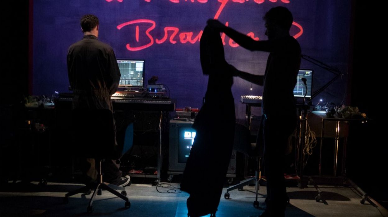 Pourquoi Jessica A T Elle Quitté Brandon Avignon Reprise : "Pourquoi Jessica a-t-elle quitté Brandon ?" Où va notre