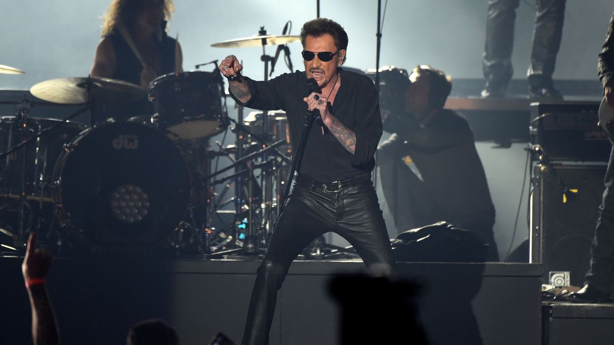Rester Vivant Tour L Album De La Tournee De Johnny Hallyday En Vente Cet Automne