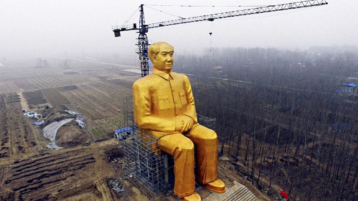 Chine: une statue géante de Mao détruite pour des raisons mystérieuses