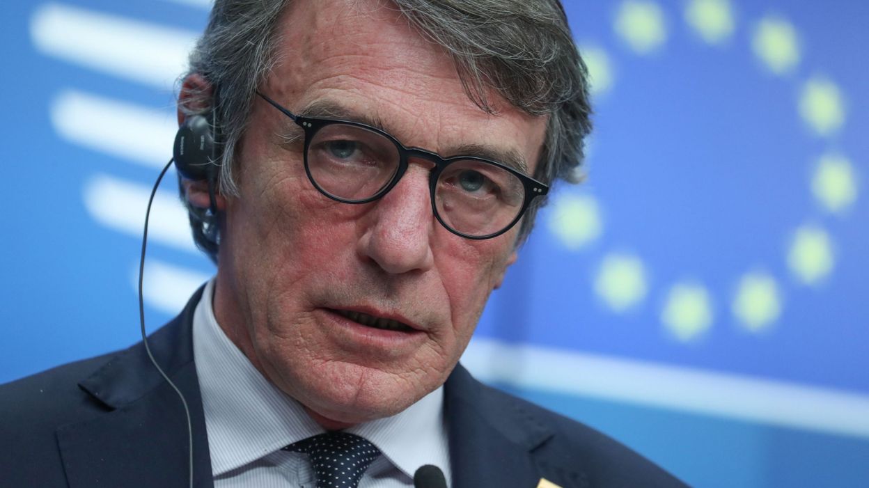 Un President L Europe Et La Guerre Replay Coronavirus: pour le président du Parlement européen, "l'Europe fait