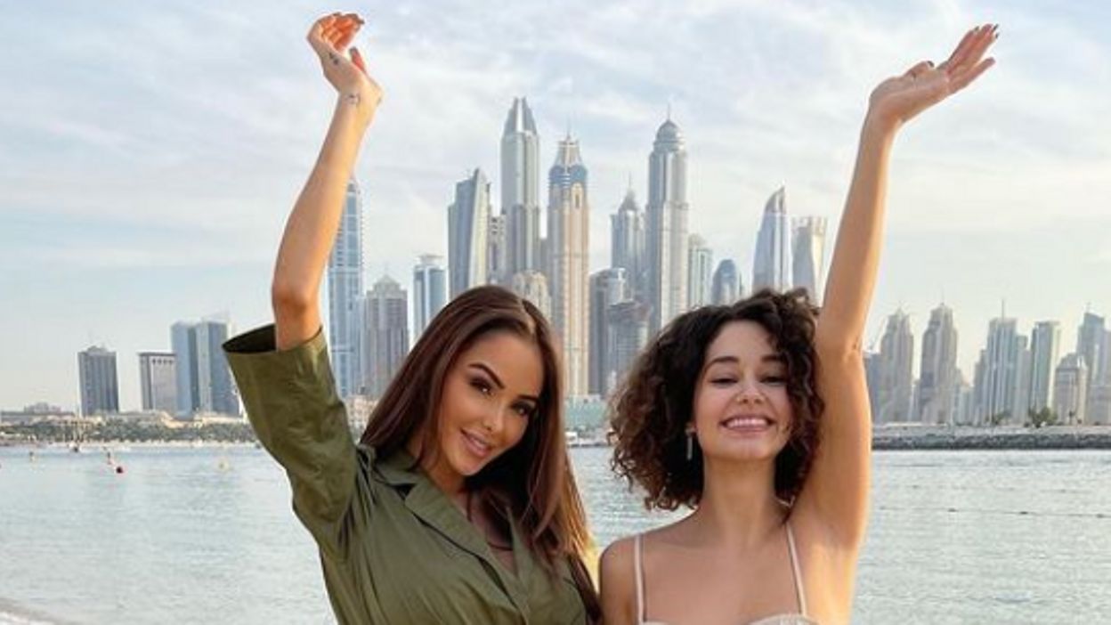 Découvrez les trois raisons qui incitent les influenceurs et stars de la téléréalité à vivre à Dubaï