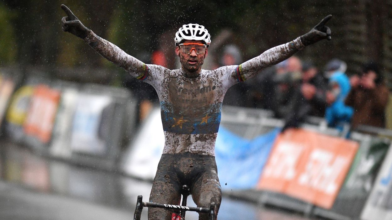 Van der Poel devance van Aert à Otegem, Cant s'imposent chez les femmes
