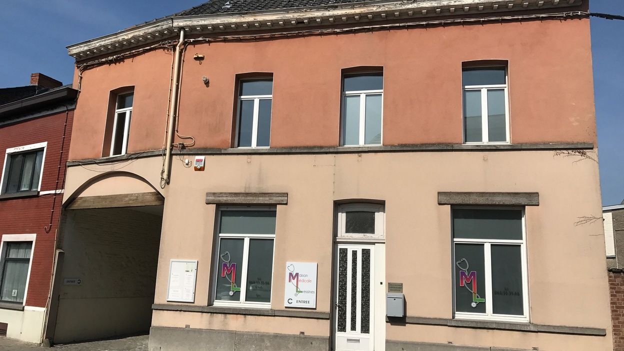 Maison Médicale Décines Rue De La République