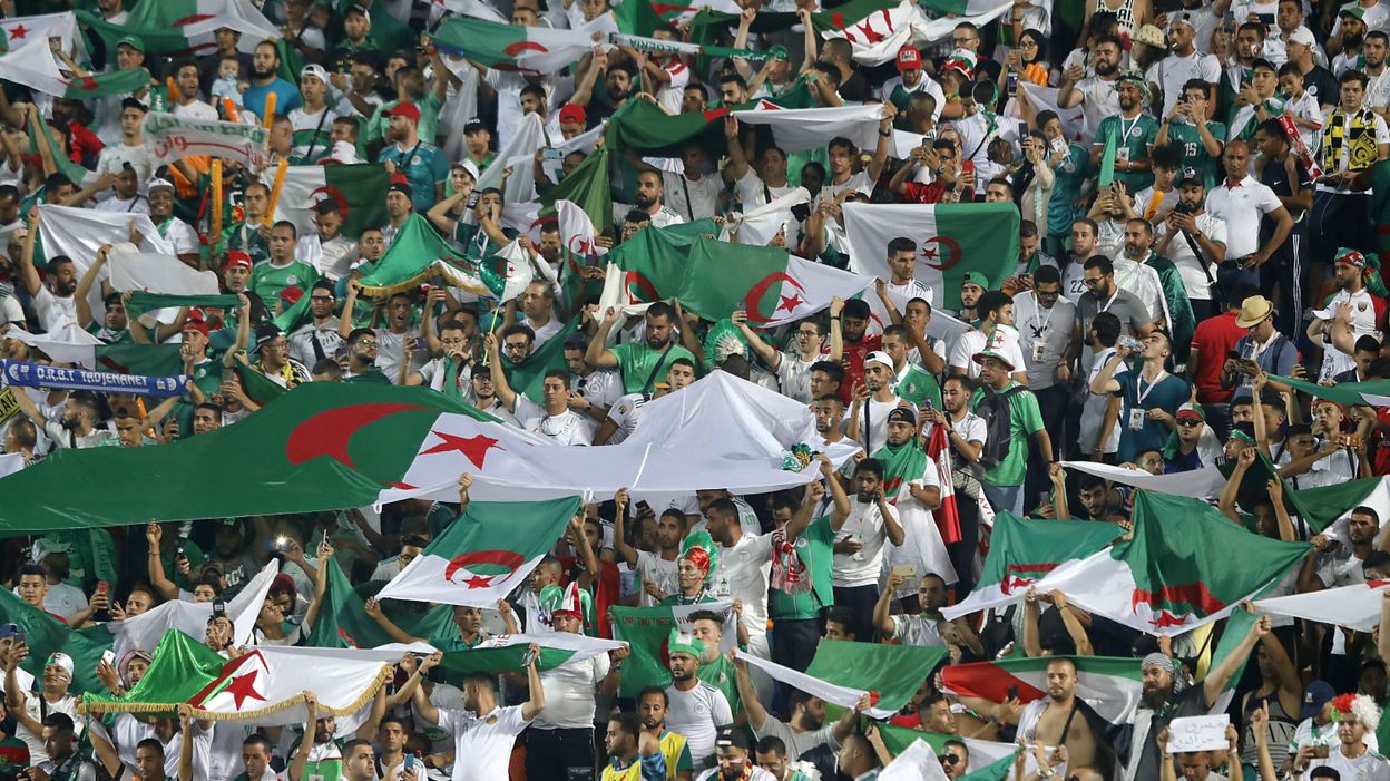 Coupe D Afrique Des Nations Quelle Est L Origine Du Chant One Two Three Viva L Algerie One, two, three, viva l'algerie !. chant one two three viva l