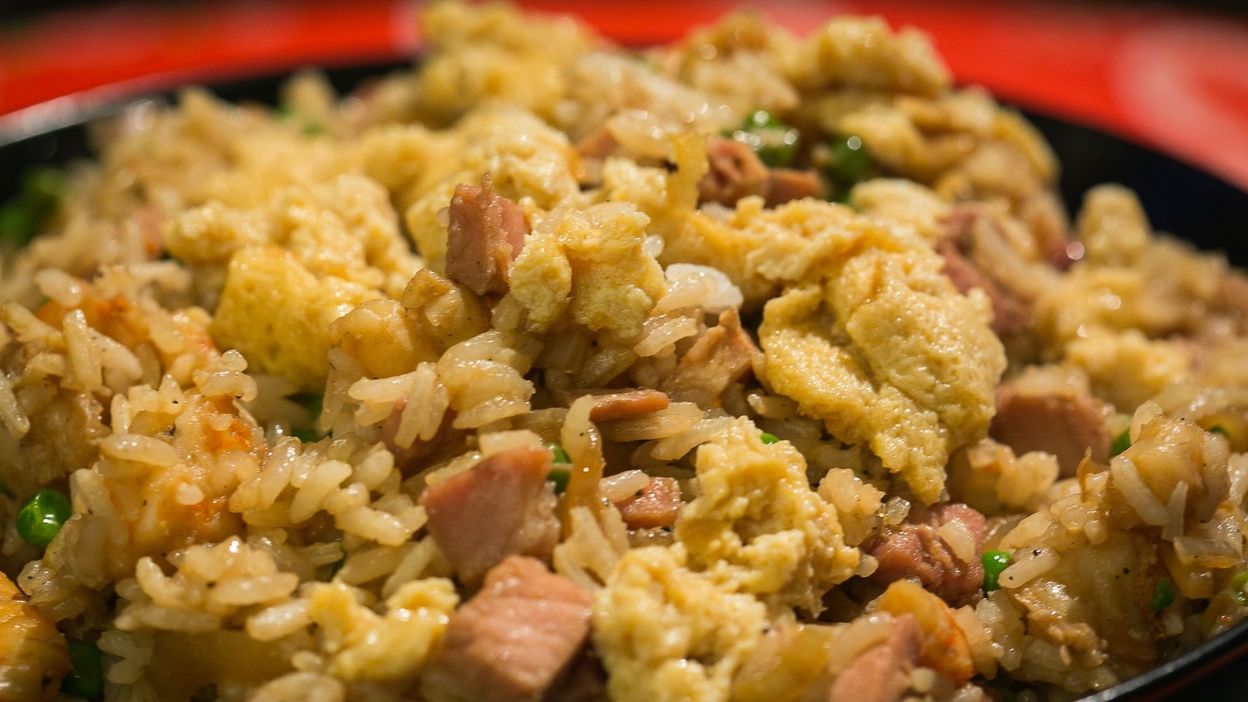 Boulettes De Porc A La Vapeur Et Riz Saute A La Cantonaise