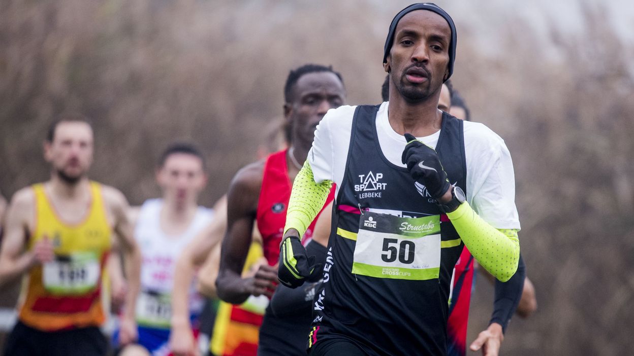 Bashir Abdi remporte le semi-marathon d'Egmond