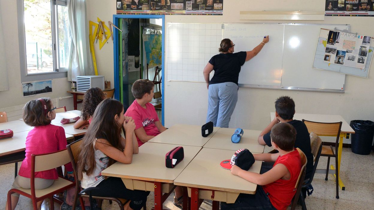 Réussiriezvous l'examen de mathématiques de deuxième secondaire? Faites le test Réussiriezvous l'examen de mathématiques de deuxième secondaire? Faites le test