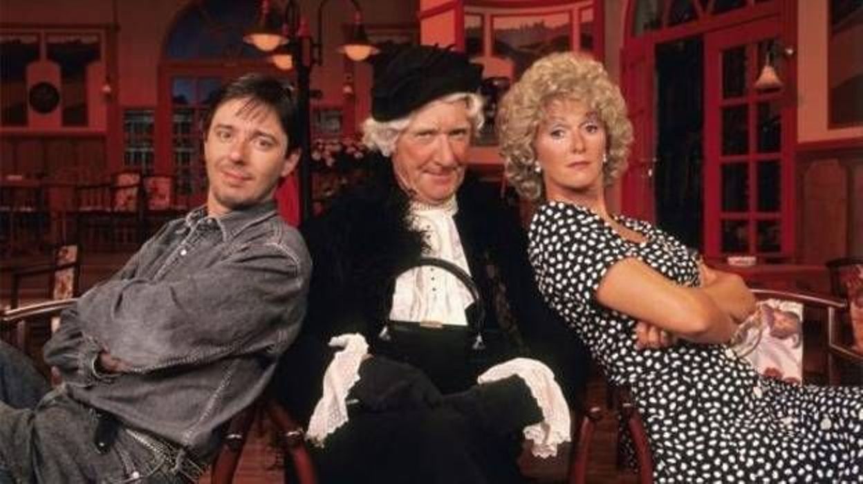 Bron Saison 2 Qui A Tué Gertrude "Bon week-end", une émission mythique de retour