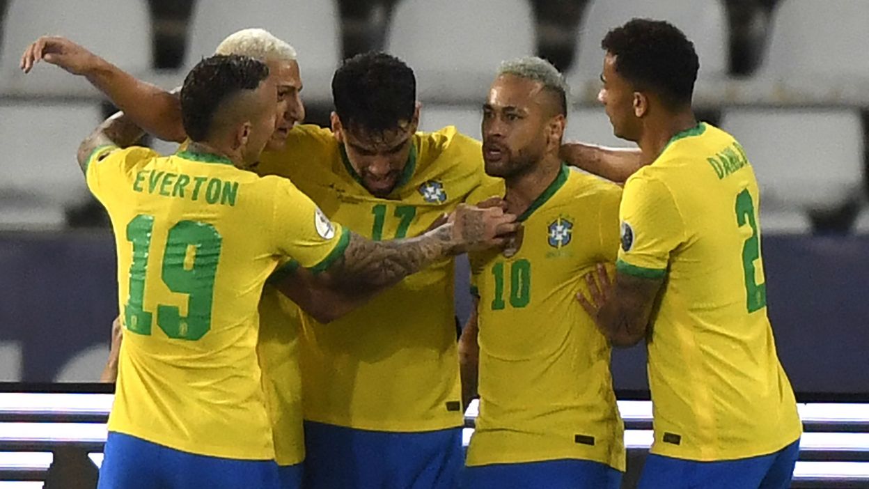 Brazil narrowly win against Peru and dream of a final against Messi