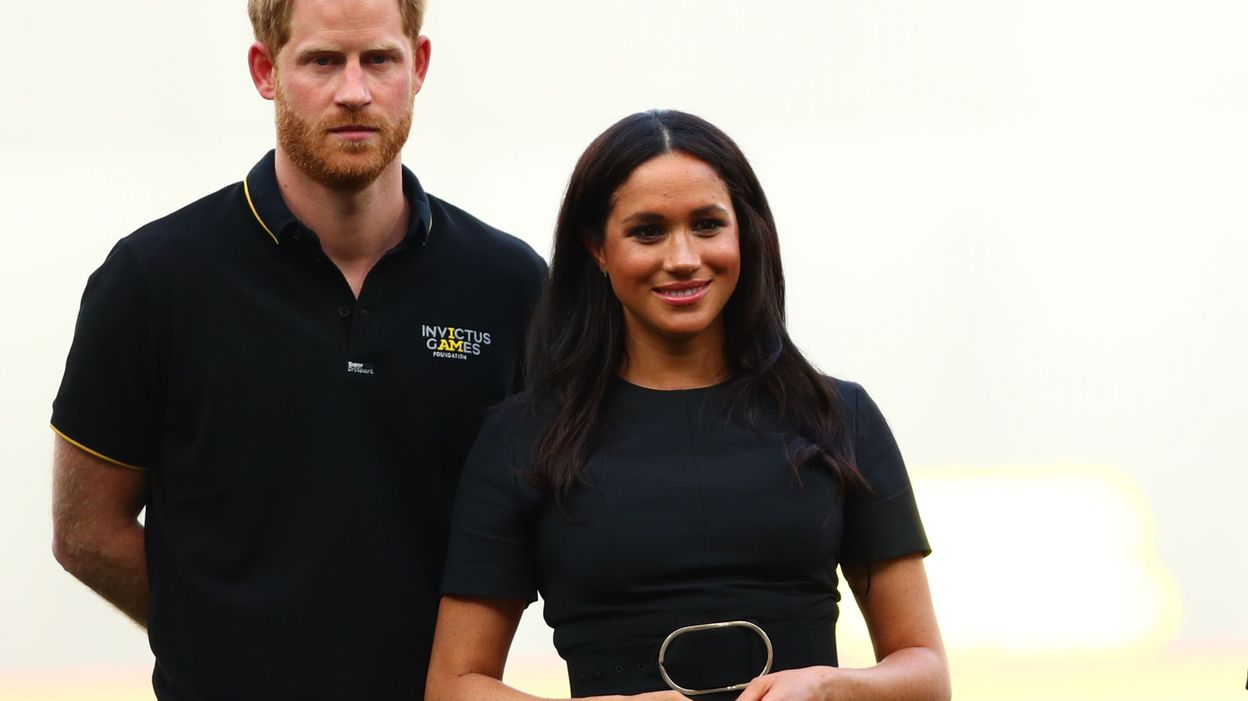 Quand Le Prince Harry Rabroue Meghan En Public