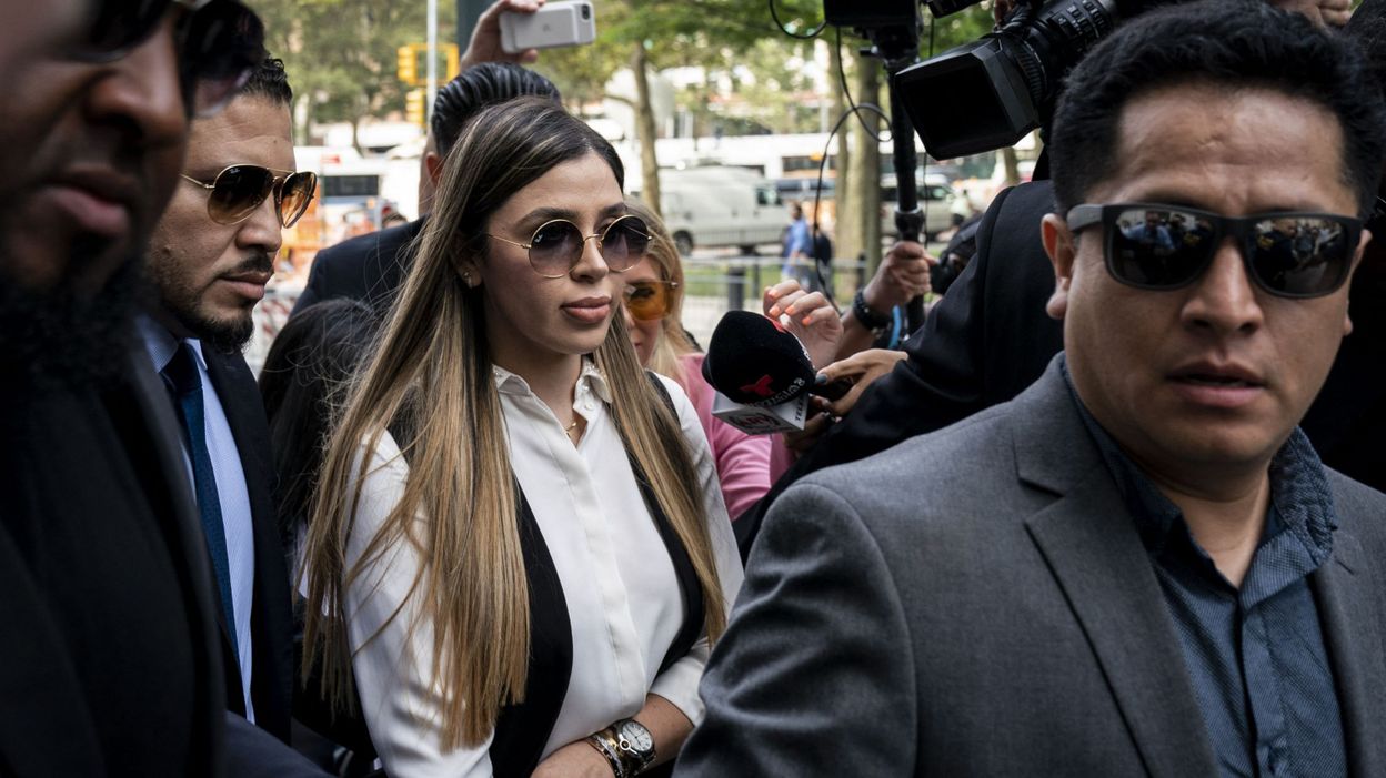 wife of Mexican drug trafficker “El Chapo” sentenced to three years in prison