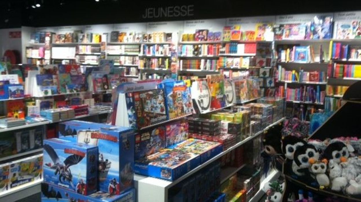 Ouverture d'un premier magasin FNAC en Hainaut à Charleroi ...