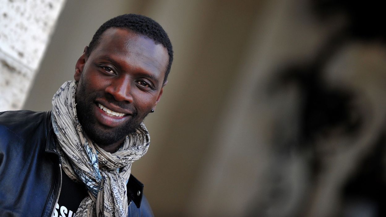 Omar Sy face aux dinos dans "Jurassic World"