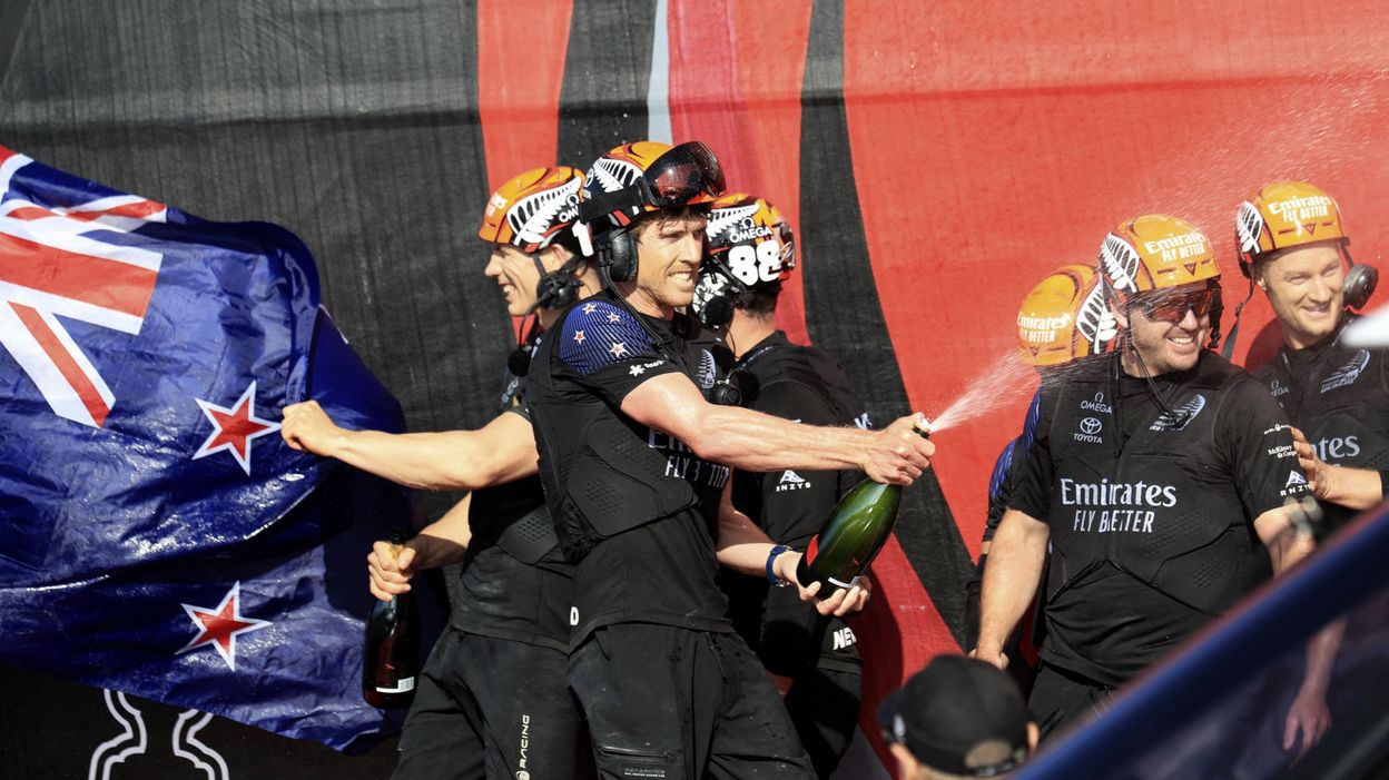 Team New Zealand wins the 36th America’s Cup against the Italian team