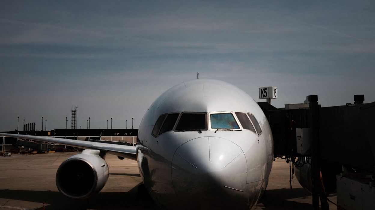 Emergency landing in New York after passenger incident