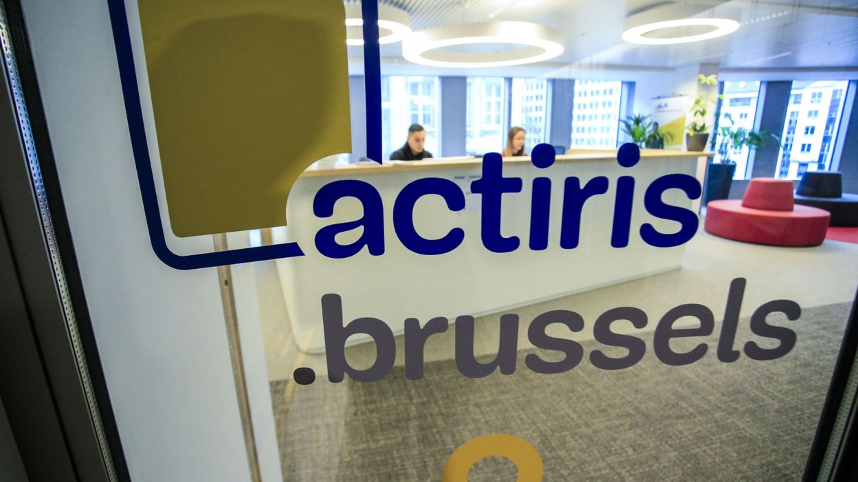 Bruxelles Actiris occupe la Tour Astro, un nouveau centre