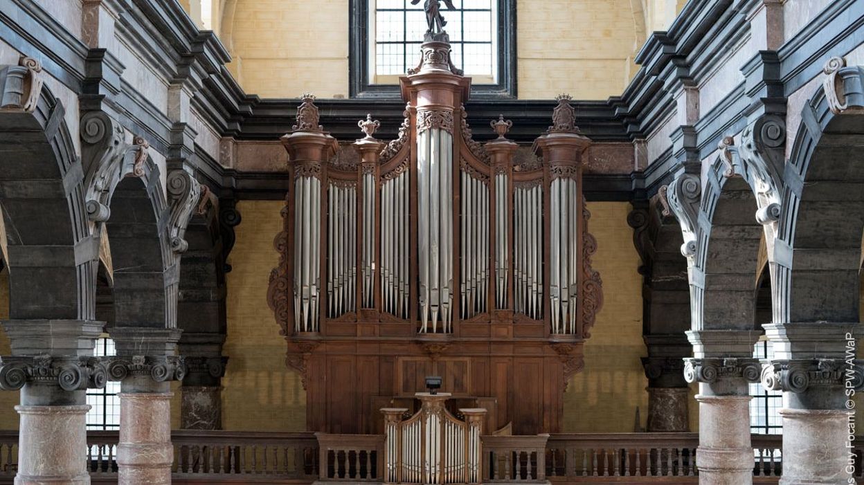 Aphone Depuis 40 Ans L Orgue De L Eglise Saint Loup De Namur S Apprete A Etre Profondement Restaure Aphone Depuis 40 Ans L Orgue De L Eglise Saint Loup De Namur S Apprete A Etre Profondement Restaure
