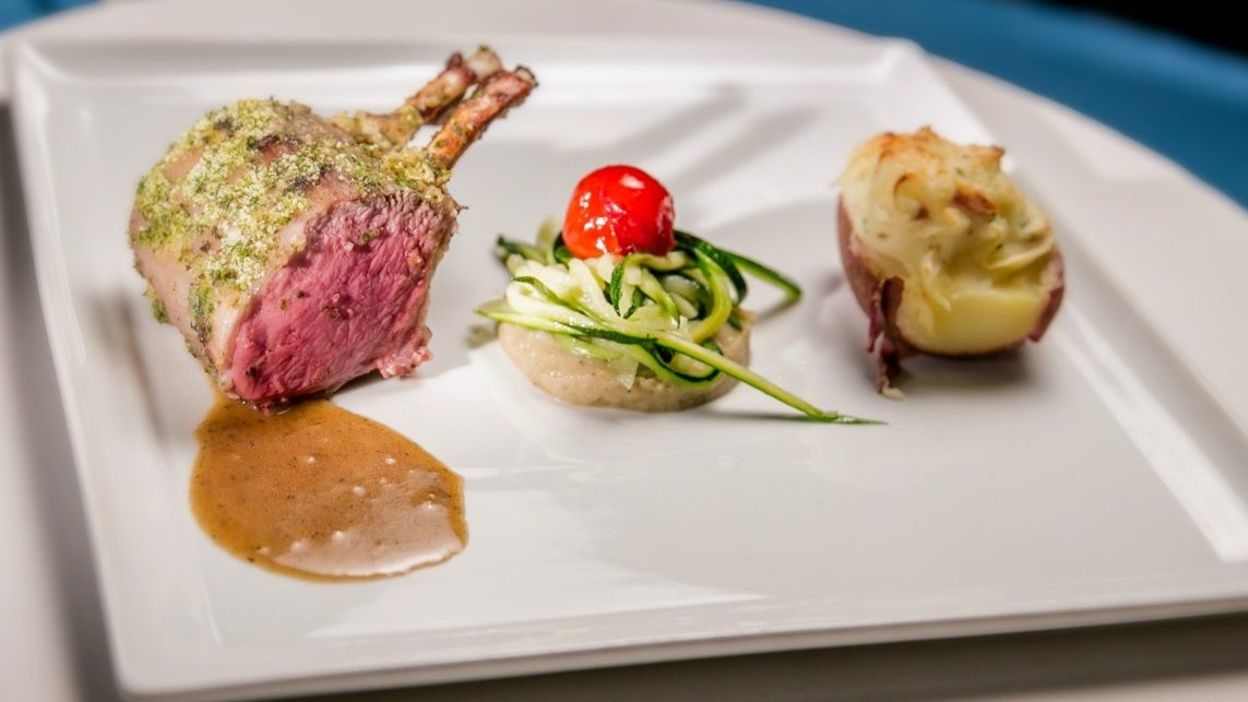 Carré D'agneau En Croute D'herbes Norbert Et Jean