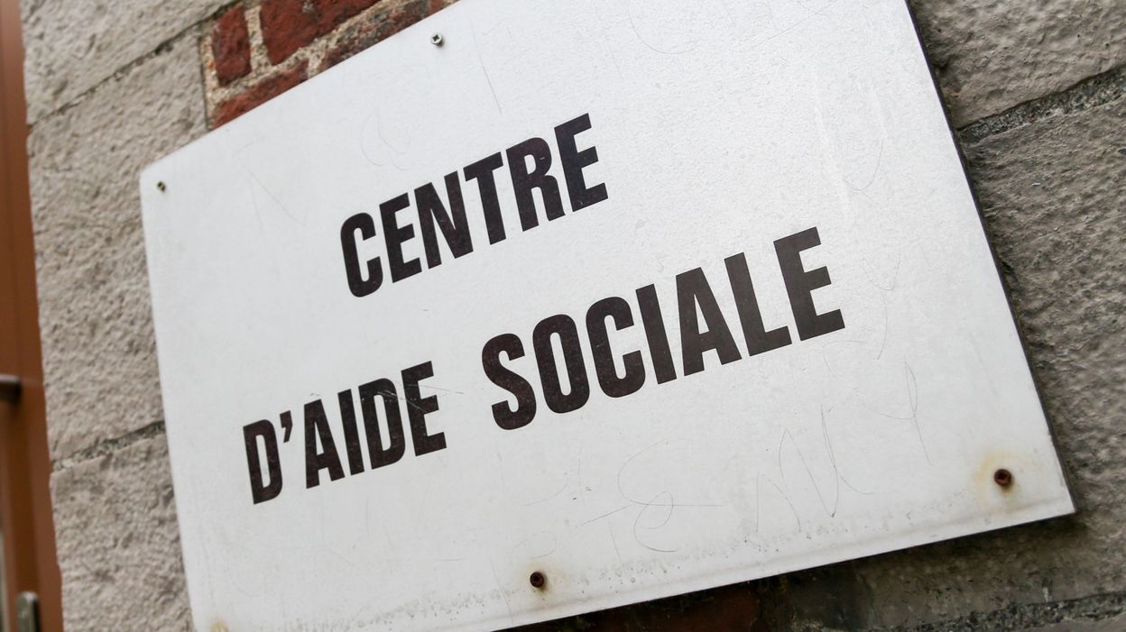 Leur Avenir Est Bien Incertain Mots Croisés Les CPAS ont 40 ans: leurs missions ont évolué et leur avenir est incertain