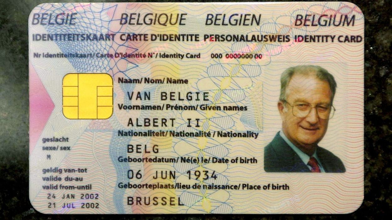 La carte d'identité bientôt plus chère de trois euros