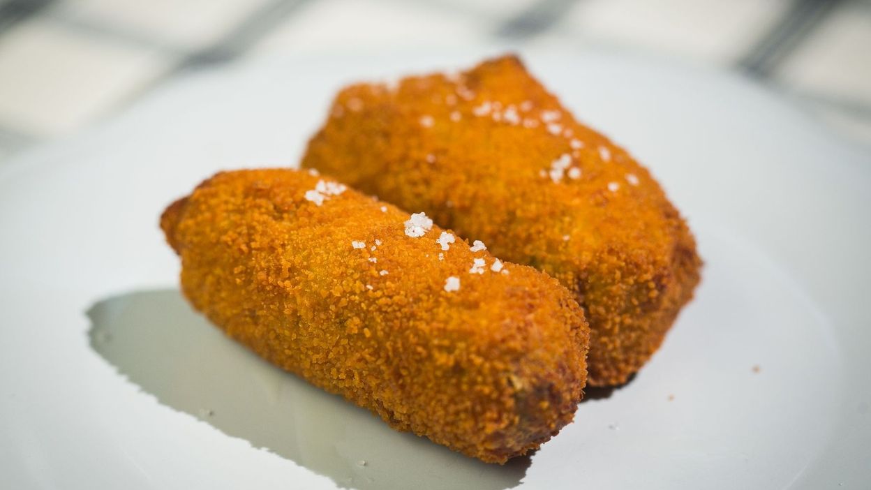 Terrine de thon aux poireaux et curry et croquettes de pommes de terre
