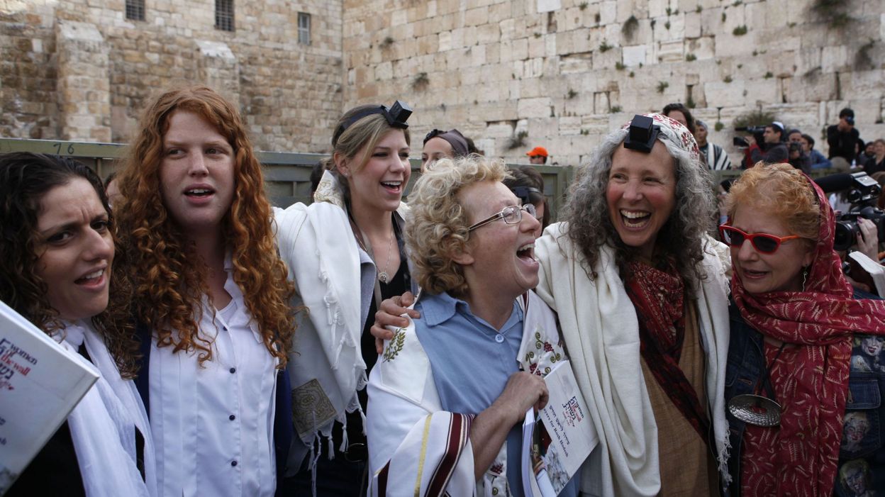 Hommes Et Femmes Juifs Vont Pouvoir Prier Ensemble Devant Le Mur Des Lamentations