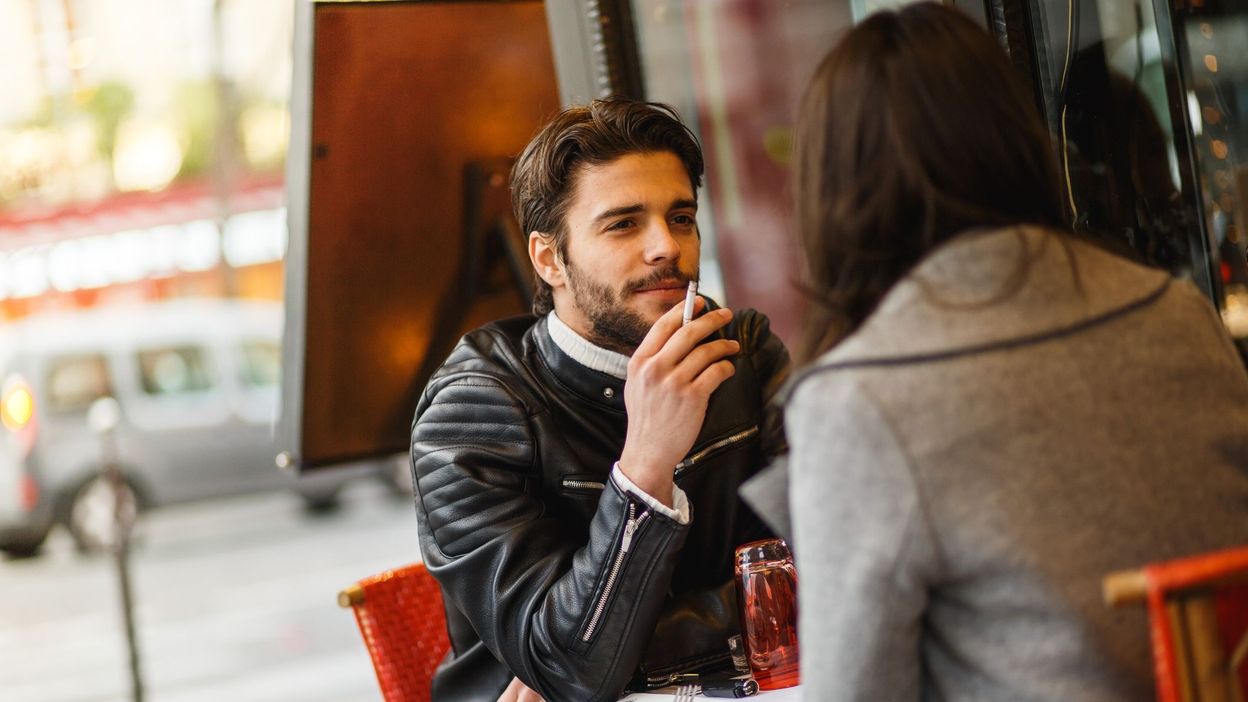 Les Futurs Peres Qui Fument Peuvent Mettre Leur Bebe En Danger