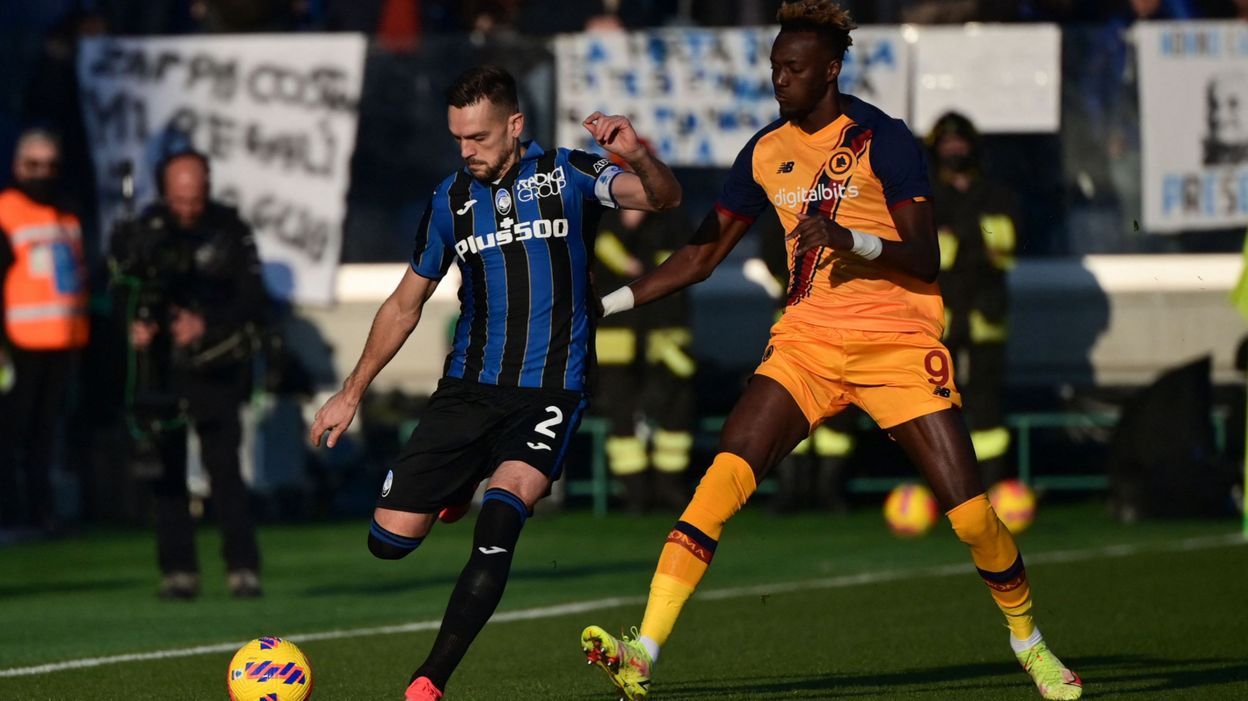 Il gran tiro della Roma in Atalanta (4-1).