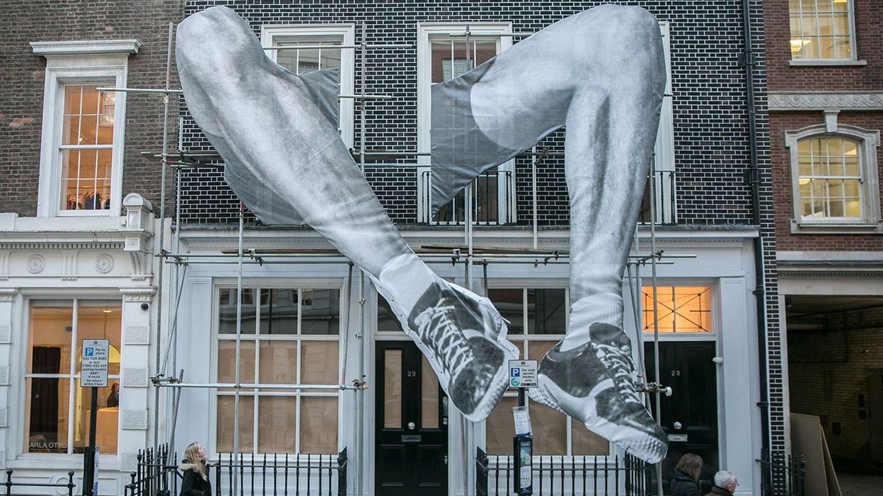 Le street artiste franÃ§ais JR exposÃ© Ã  Londres