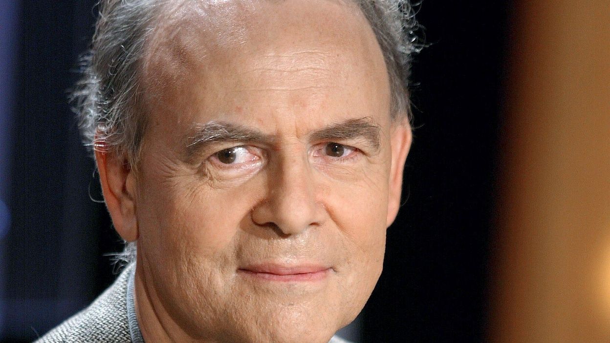 Patrick Modiano. Патрик Модиано биография.