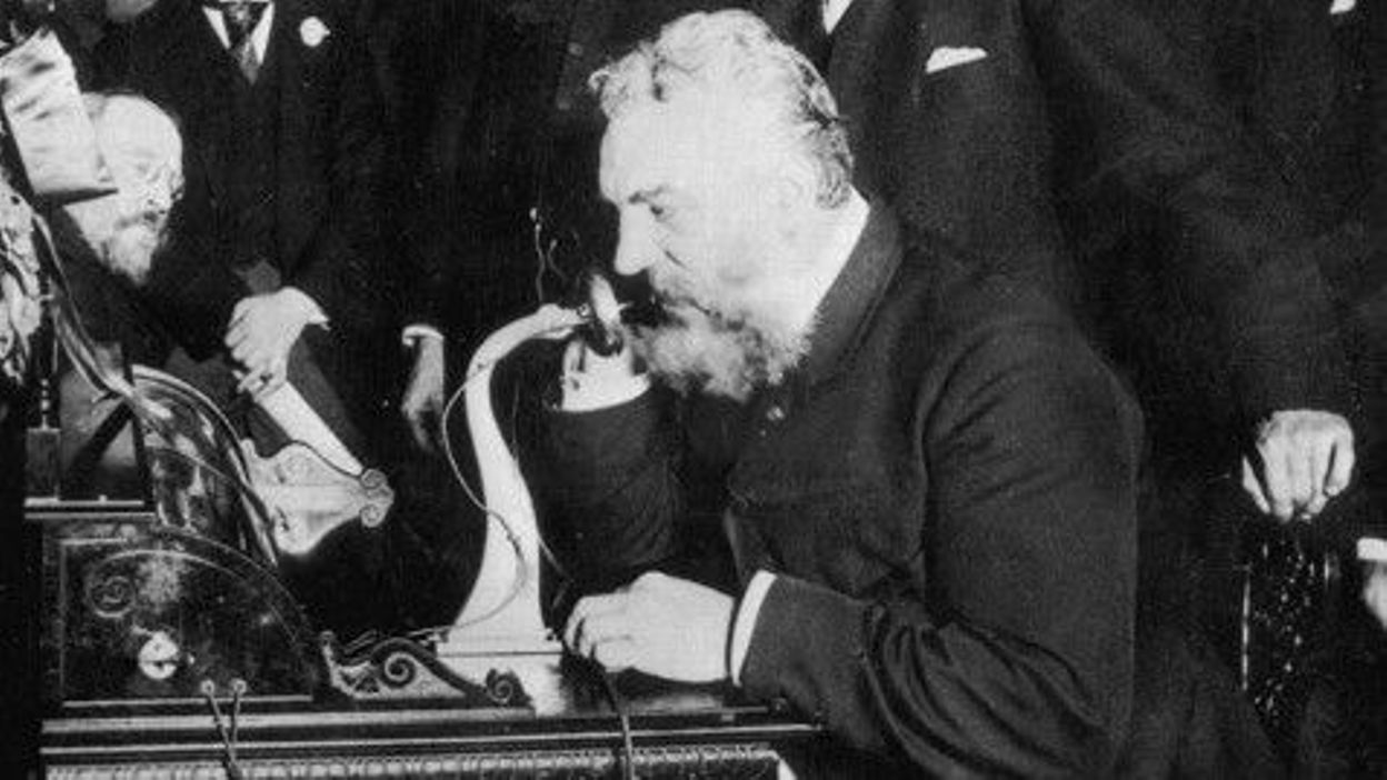 l-invention-du-t-l-phone-par-graham-bell