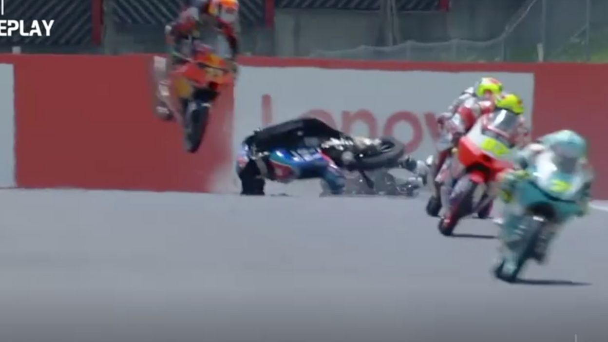 Frightful Crash For Jason Dupasquier In Moto 3 The Swiss In Serious Condition Archyde