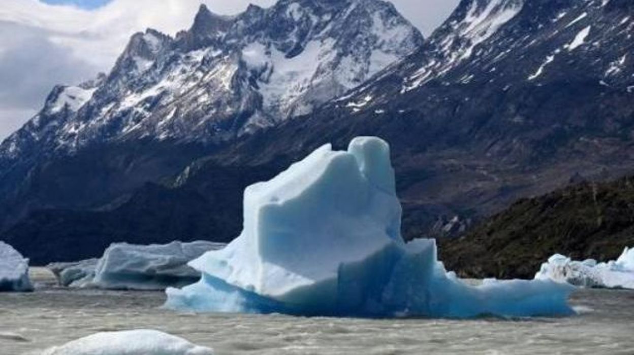 Rechauffement Climatique 28 000 Milliards De Tonnes De Glace Ont Fondu En 20 Ans