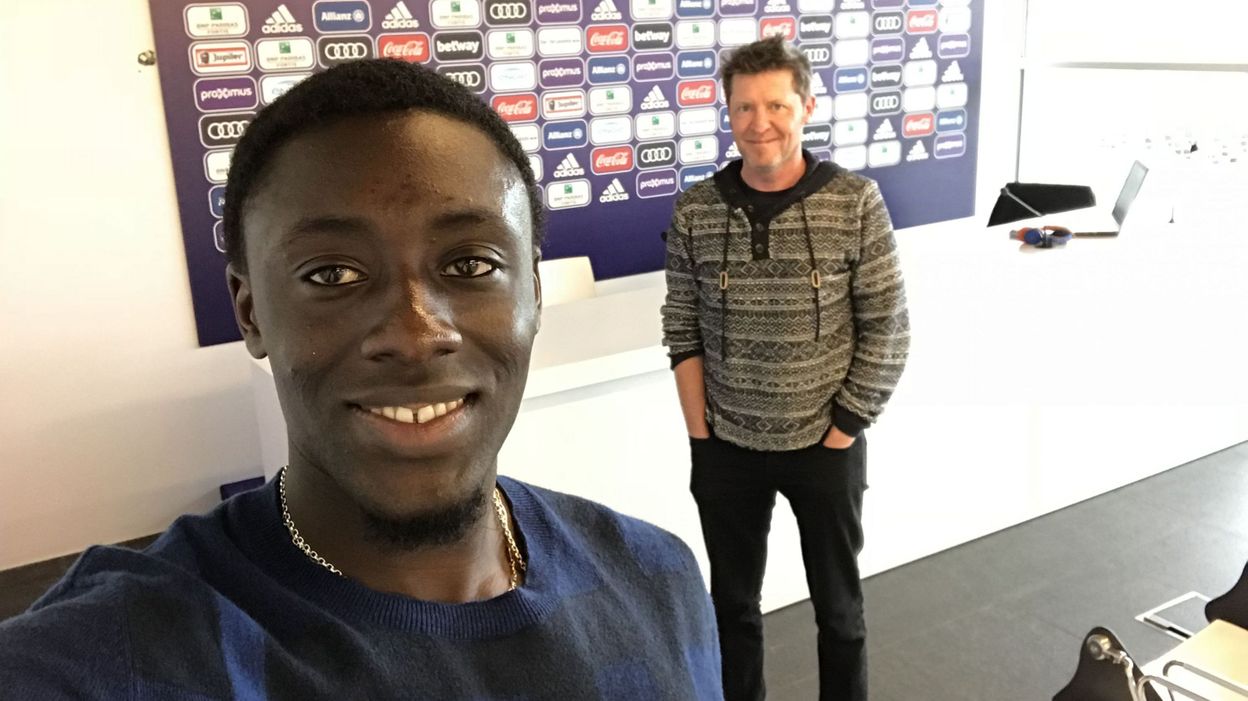 Faut-il Bloquer Son Ex Sur Whatsapp Dennis Appiah sur le gril: "On est la meilleure équipe de Belgique