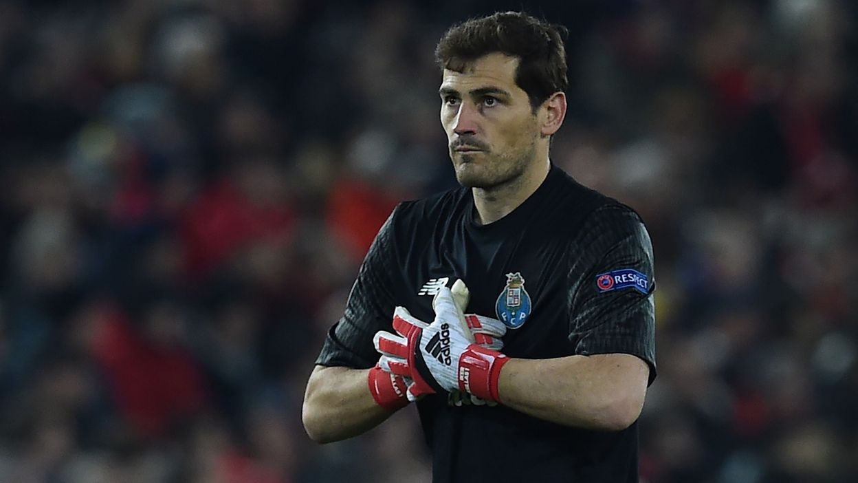 Le Fc Porto Dit Au Revoir A Iker Casillas En Fin De Contrat