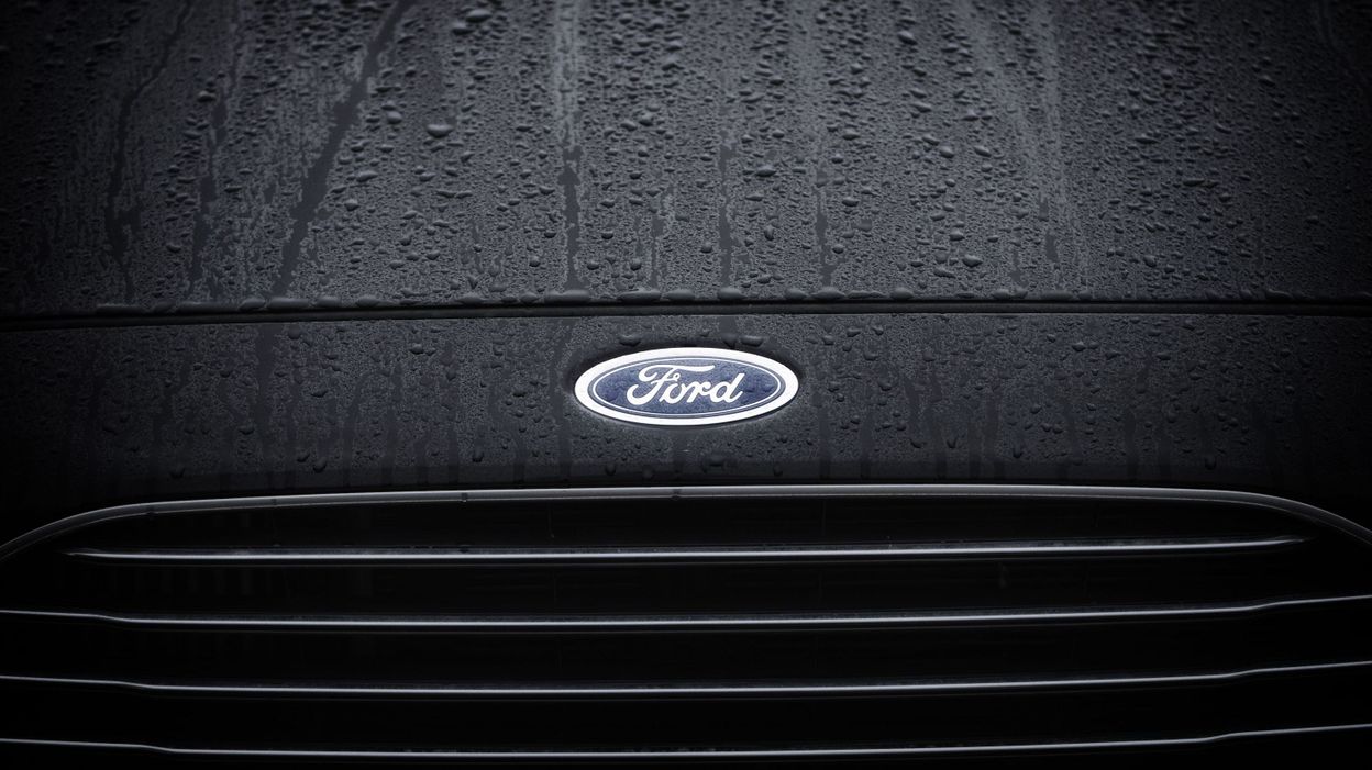Haine sur les réseaux sociaux Ford rejoint le boycott publicitaire