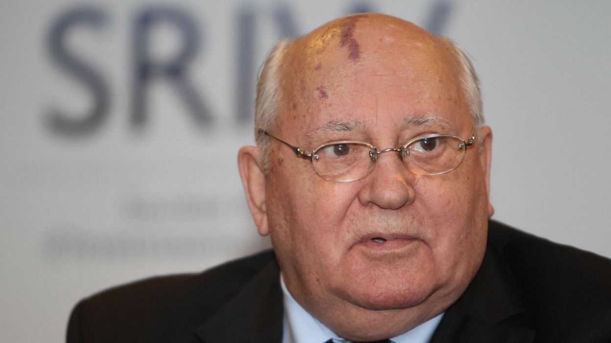 Gorbatchev appelle à une approche "plus constructive" face ...