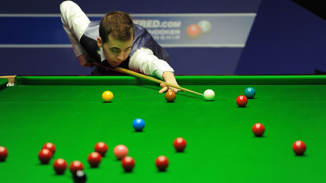 Snooker Open Du Pays De Galles 2022 Luca Brecel bat le N.1 mondial Mark Selby en 1/8e de l'Open du Pays de