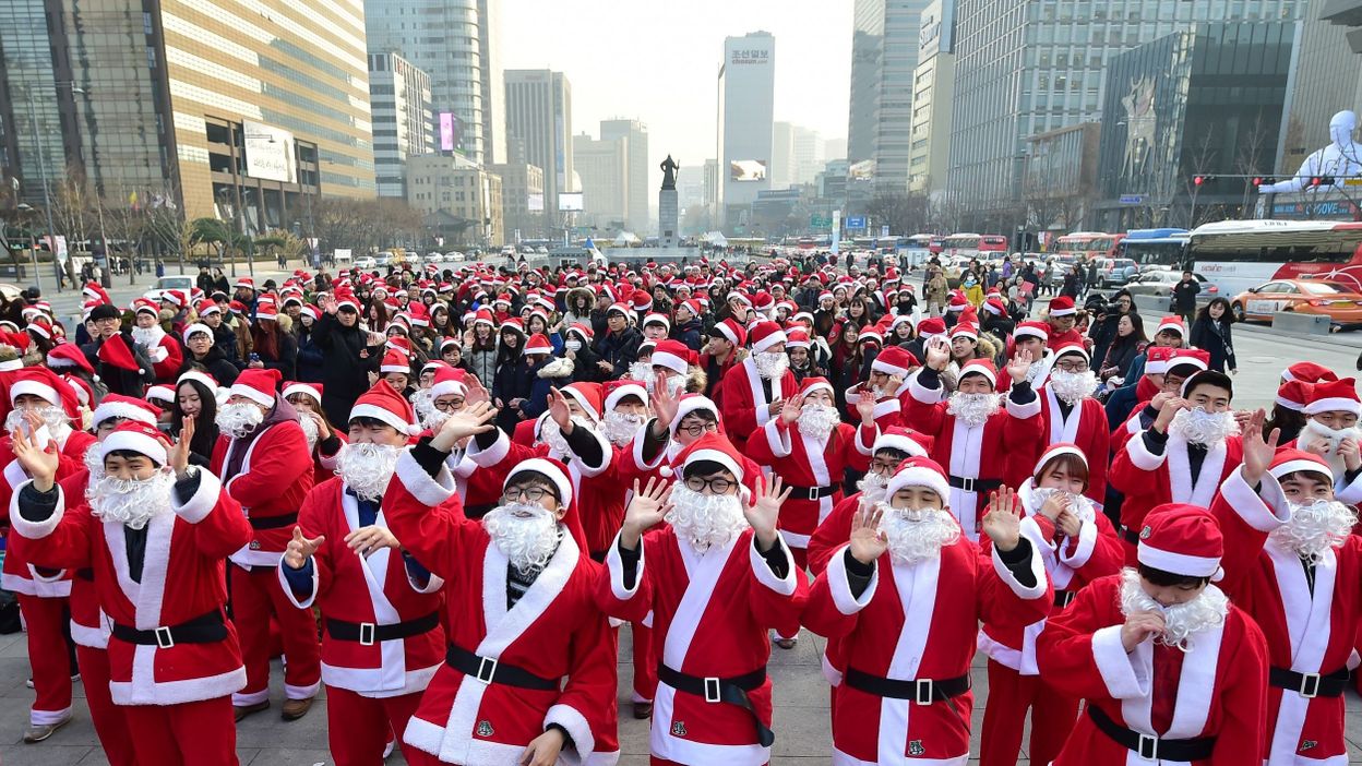 Mais Qui Est Reellement Le Pere Noel Ou Comment Epater La Galerie Au Reveillon