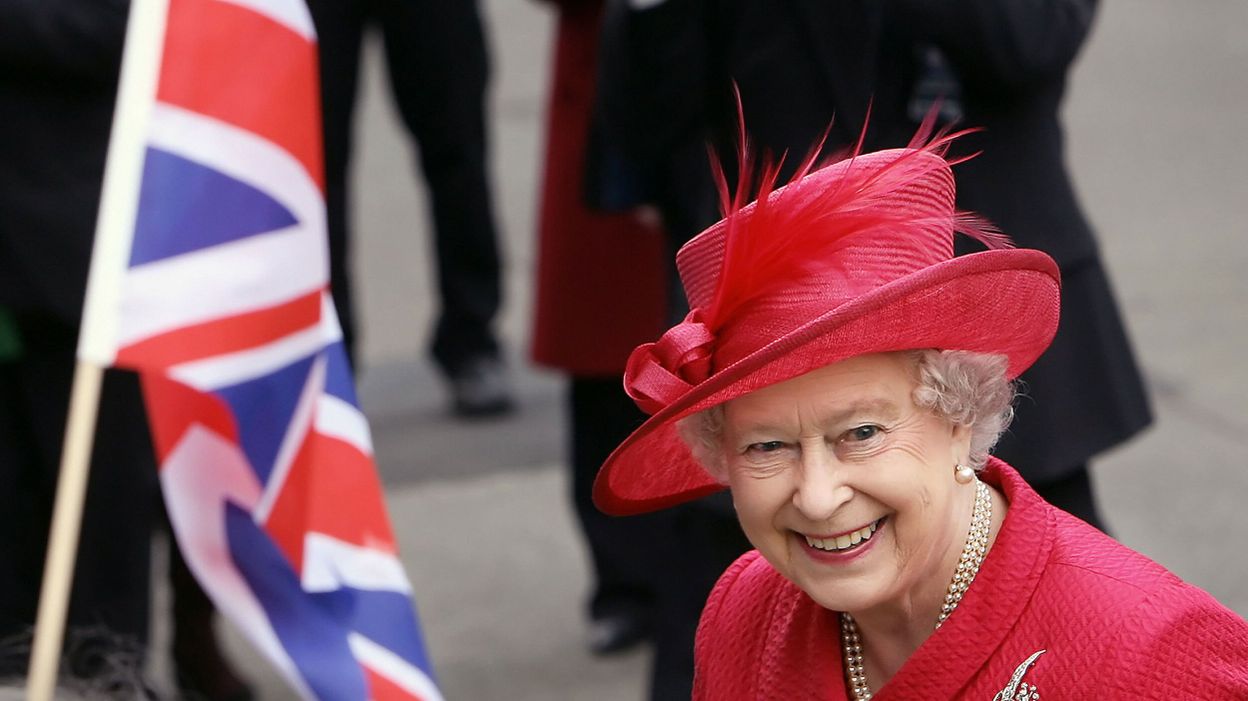 Gb 60 Ans De Règne Pour Elizabeth Ii Au Sommet De Sa Popularité 