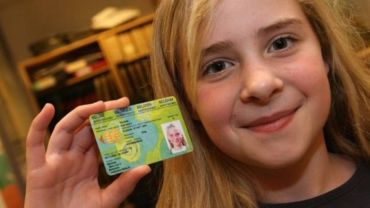 Vacances Pensez A Temps A La Carte D Identite Des Enfants