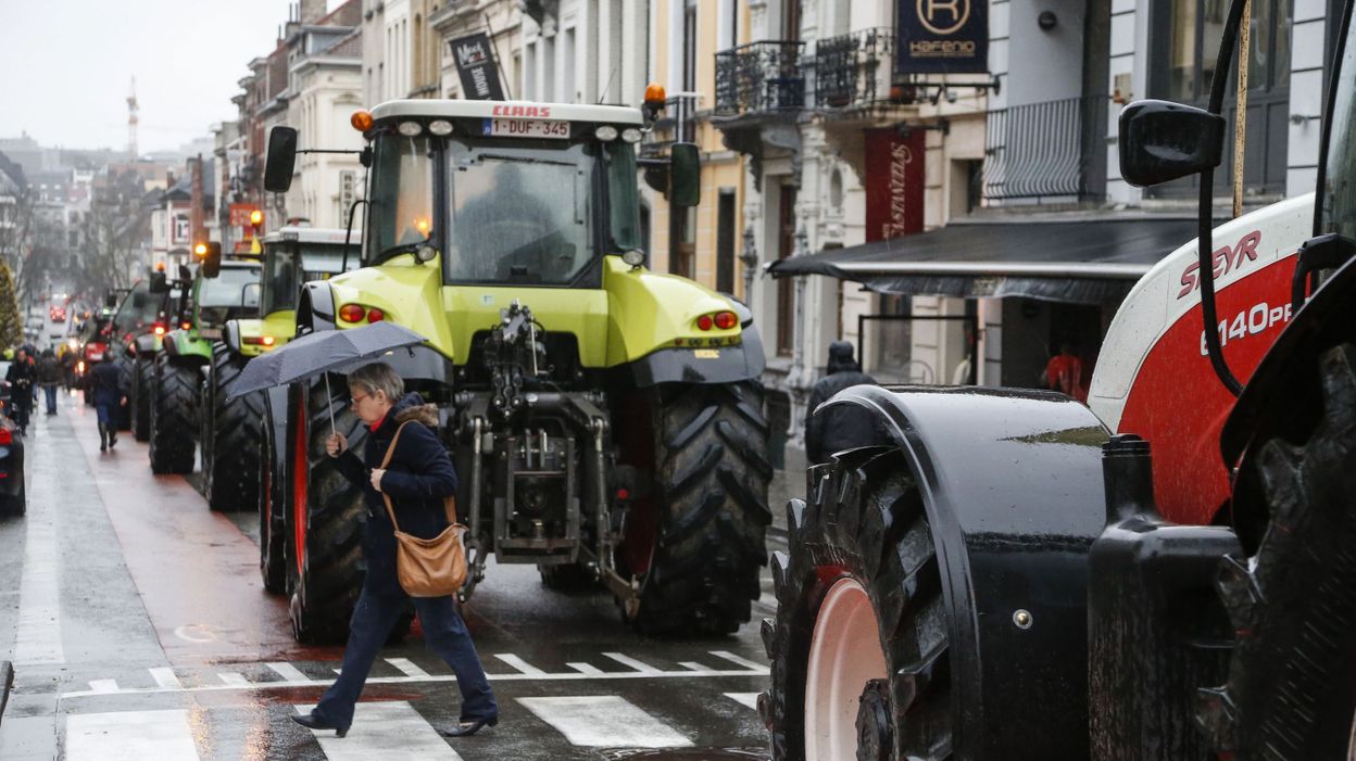 Manifestation Des Agriculteurs: Des Centaines De Tracteurs à Bruxelles ...