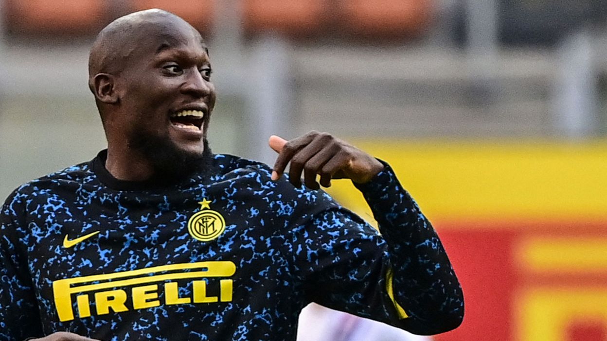 La Fete D Anniversaire De Romelu Lukaku Interrompue Par La Police Italienne