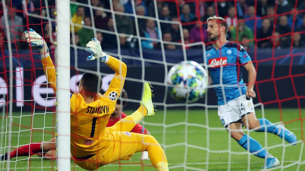 Dries Mertens Egale Puis Depasse Diego Maradona Au Classement Des Buteurs De Naples