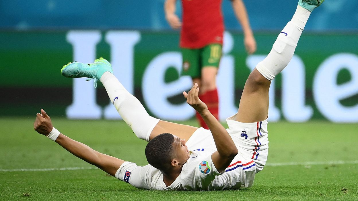 Euro : Y Avait-il Pénalty Sur Kylian Mbappé