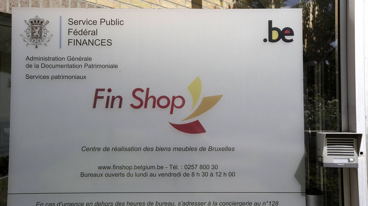 Une Ecrivaine Belge Retrouve Ses Livres Perdus En Vente Sur Le Fin