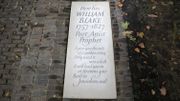 Des détectives amateurs retrouvent la tombe de William Blake Des détectives amateurs retrouvent la tombe de William Blake