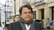 L'homme d'affaires Bernard Tapie traité pour un cancer L'homme d'affaires Bernard Tapie traité pour un cancer