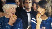 Poupette (Denise Grey) et Vic (Sophie Marceau) dans "La Boum" (1980) Poupette (Denise Grey) et Vic (Sophie Marceau) dans "La Boum" (1980)